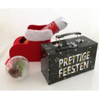 Kerstschoen met 'Prettige Feesten' Koffertje
